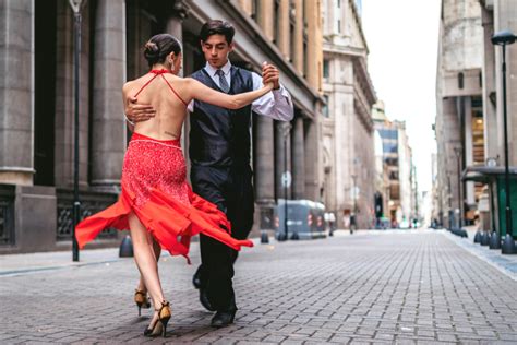 how to dance salsa with a partner and the importance of rhythm in salsa music